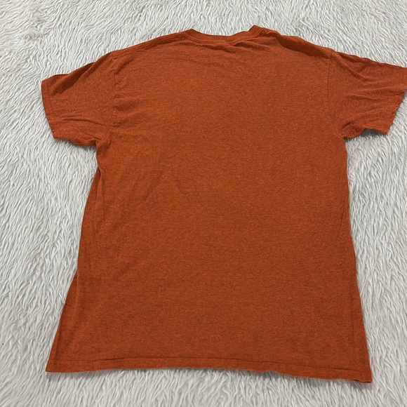 Earth day distressed t shirt size small - Picture 4 of 4